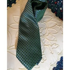 Men’s T- Harris London tie